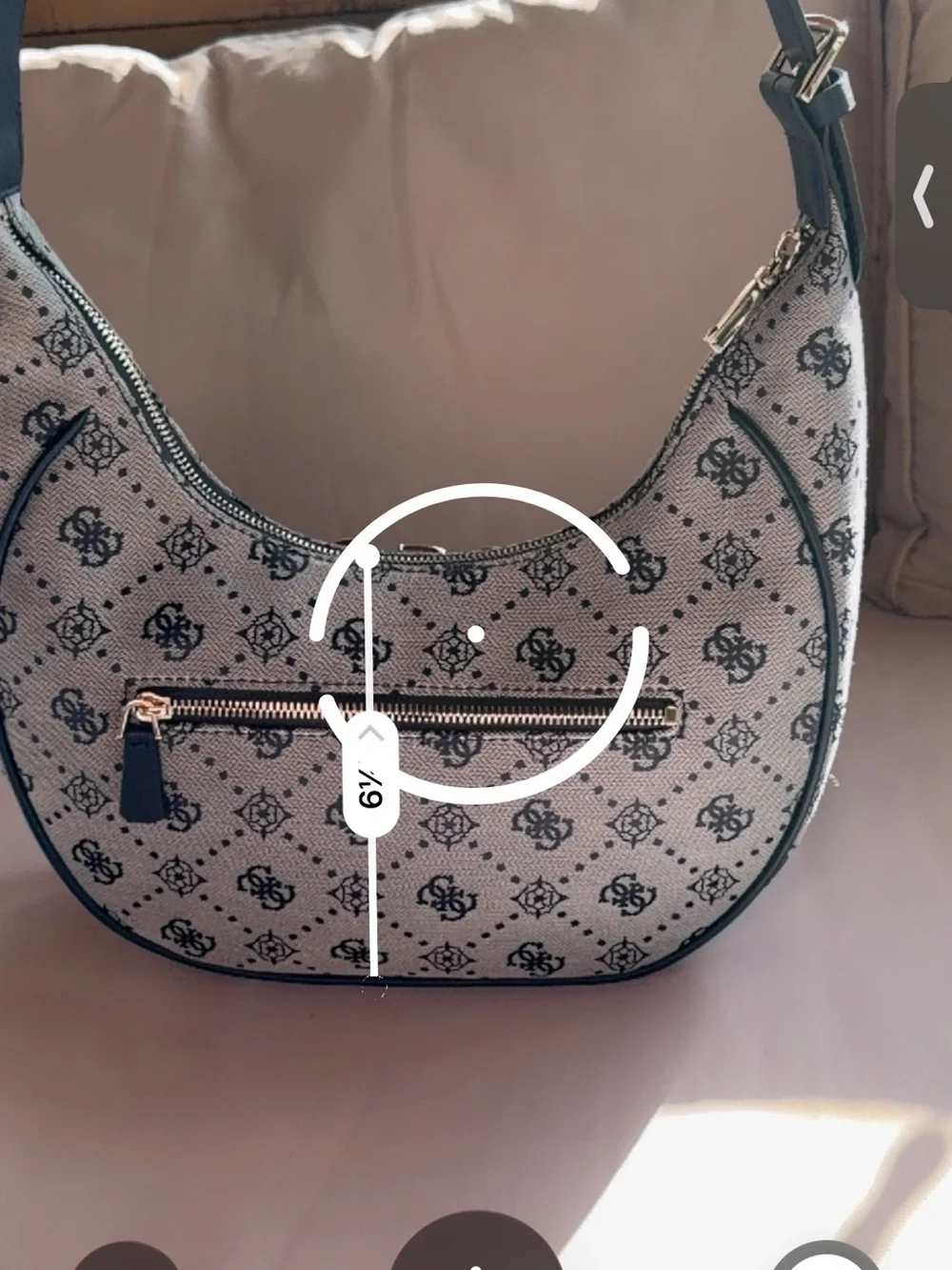 GUESS signature patterned hobo